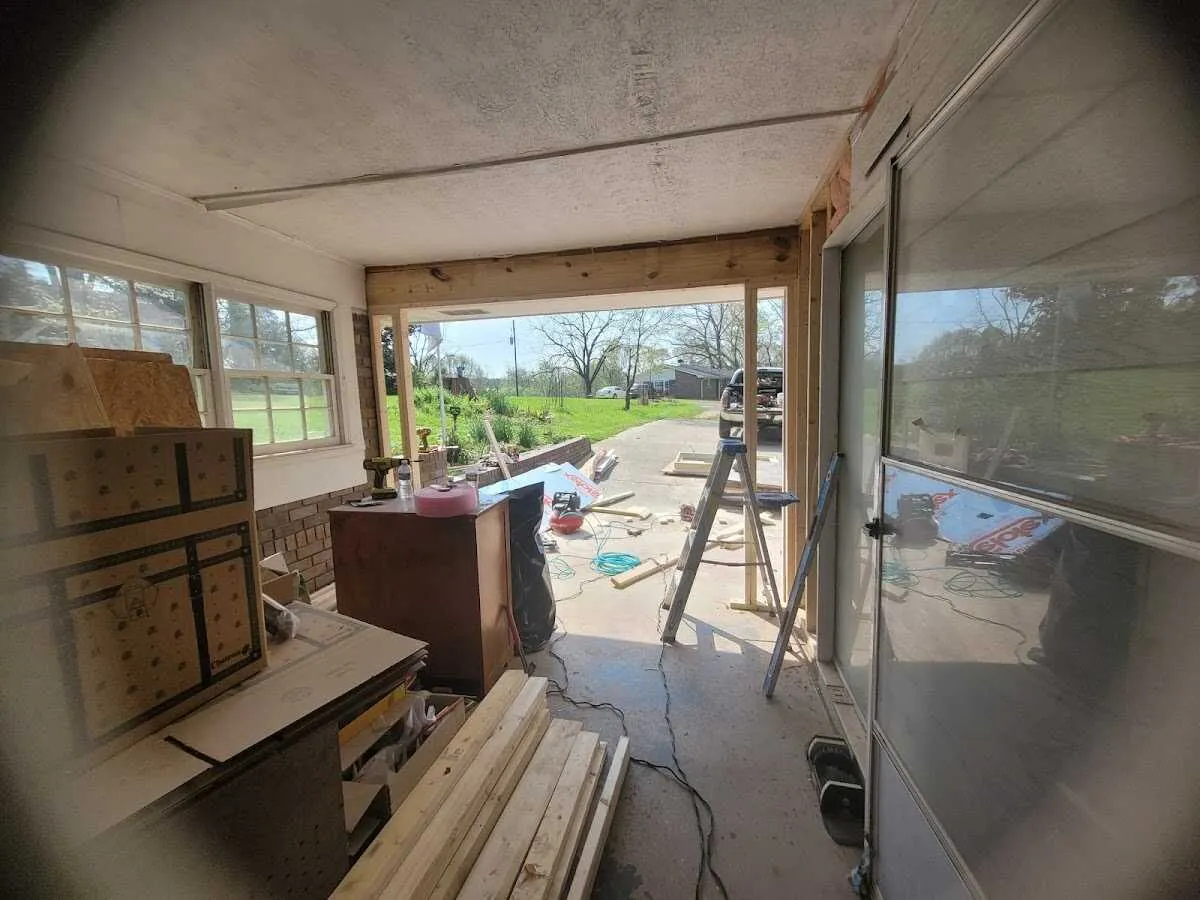 Air movers and dehumidifier for Drying & Dehumidification in Clinton